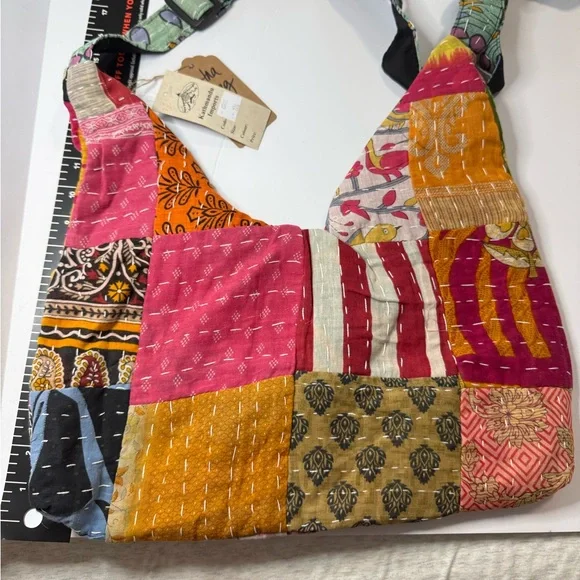 Kantha purse NWT. - Picture 6 of 8
